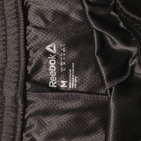 Reebok athletic shorts - Picture 2 of 3